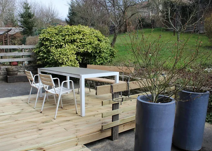 Avec Cheminee, Terrasse Et Stationnement - Proche Nancy Et Moselle - Fr-1-584-50 Tonnoy